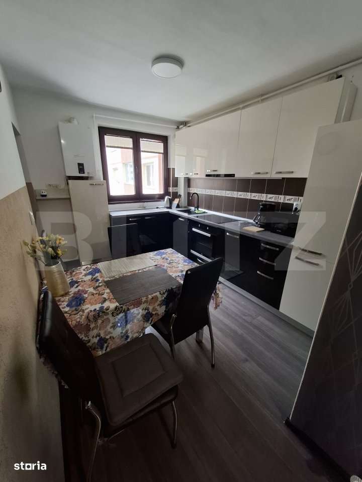 Apartament de vanzare, cu 3 camere, complet mobilat si utilat, zona As - Imagine principală: 1/9
