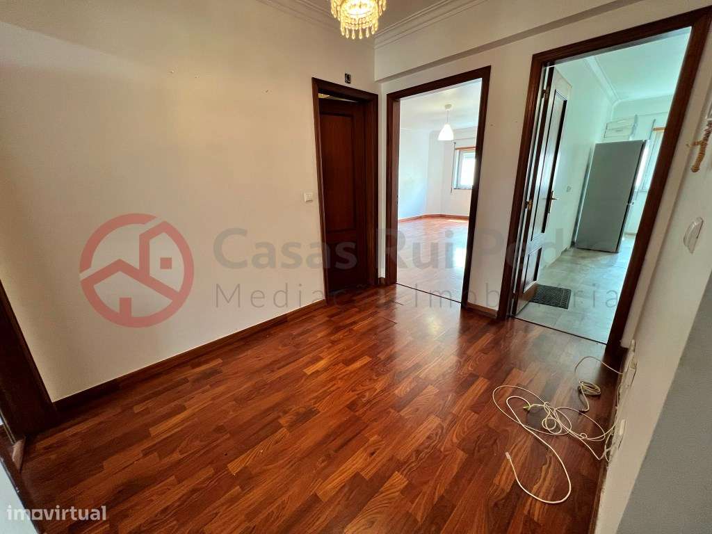 Apartamento T3 com garagem e arrecadação em Santa Marta do Pinhal, ...-16