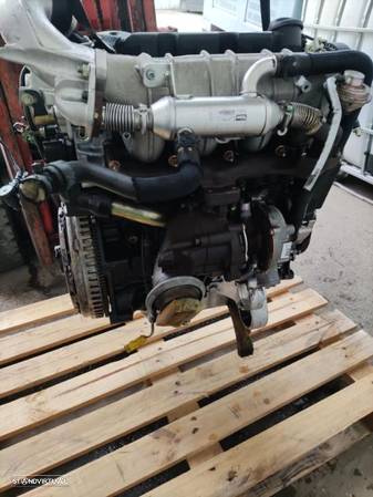 Motor ( PSA ) Peugeot / Citroen 2.0 HDI 110cv ( RHZ ) - 5