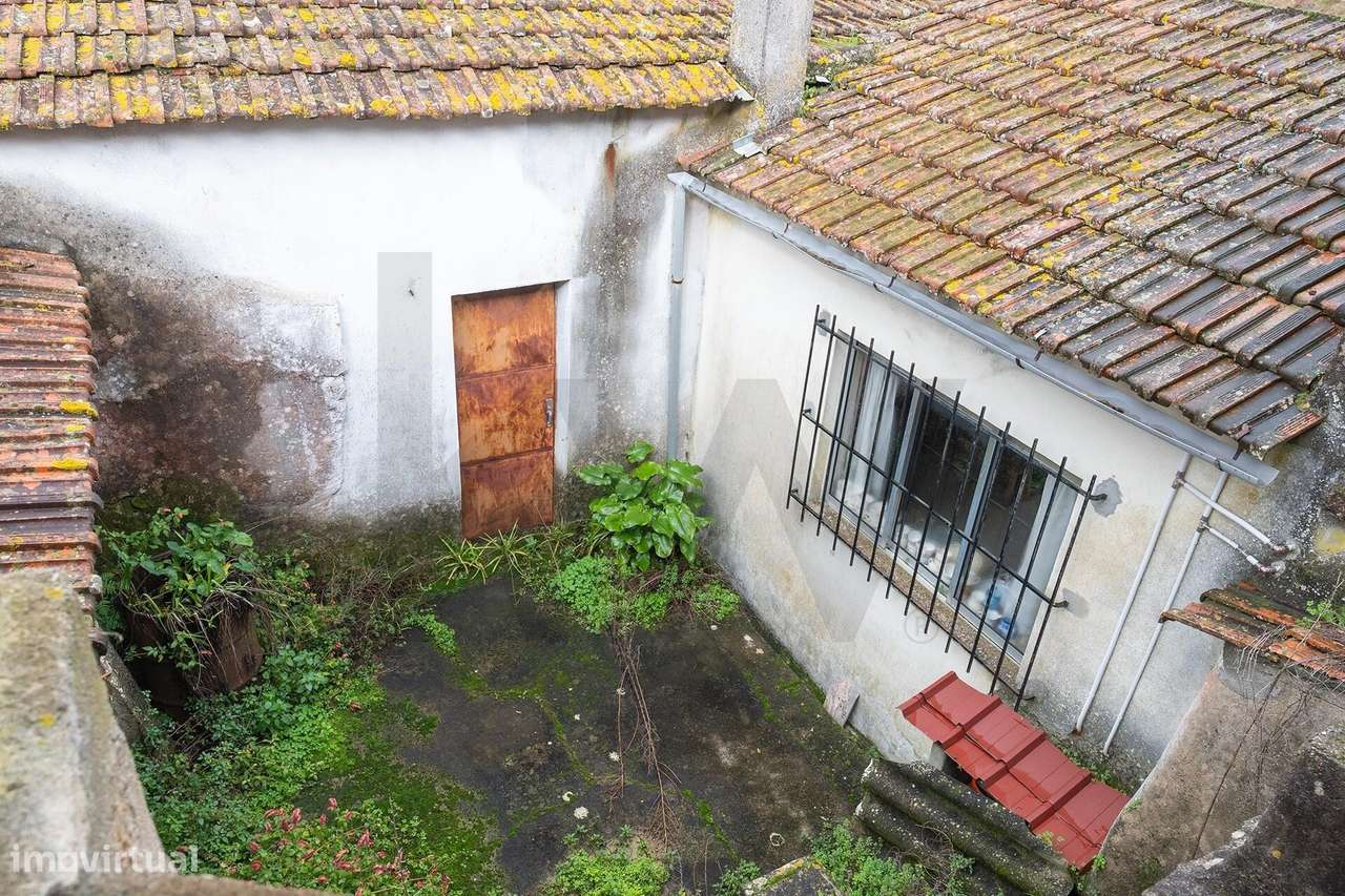 Moradia T10 com Terreno (ÁREA TOTAL 1143m2)  – Arneiro das Milhariças-7