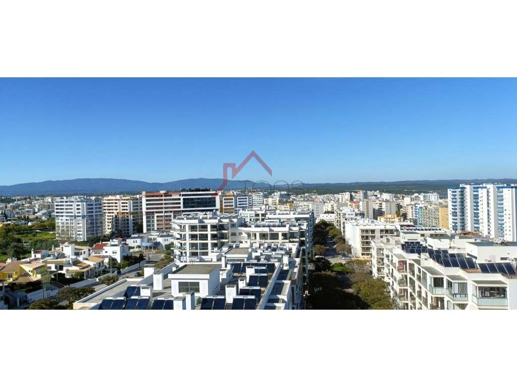 Apartamento T3 usado com elevador e garagem em Portimão, centro da ...-30