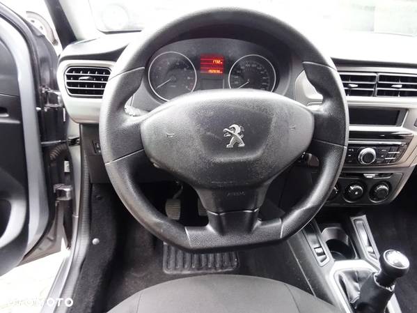 Peugeot 301 1.6 BlueHDi Active - 20