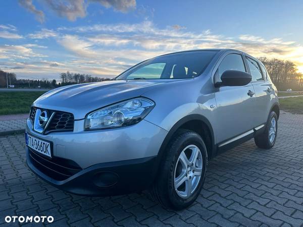 Nissan Qashqai 1.6 visia - 1