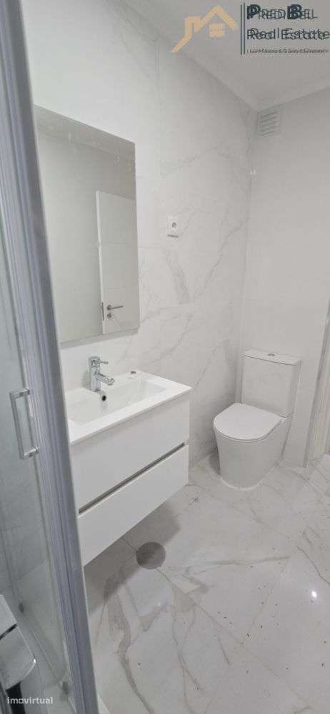 T2+1 REMODELADO EM ODIVELAS-10