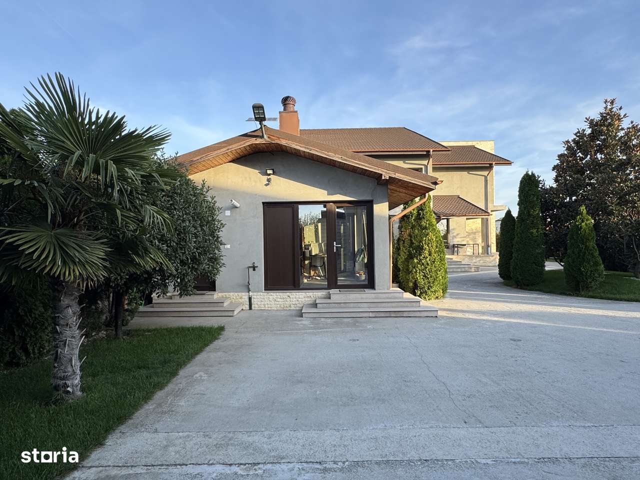 Vila S+P+1E, finisaje de lux, teren - 3000 mp, zona Platou Strehareti-10