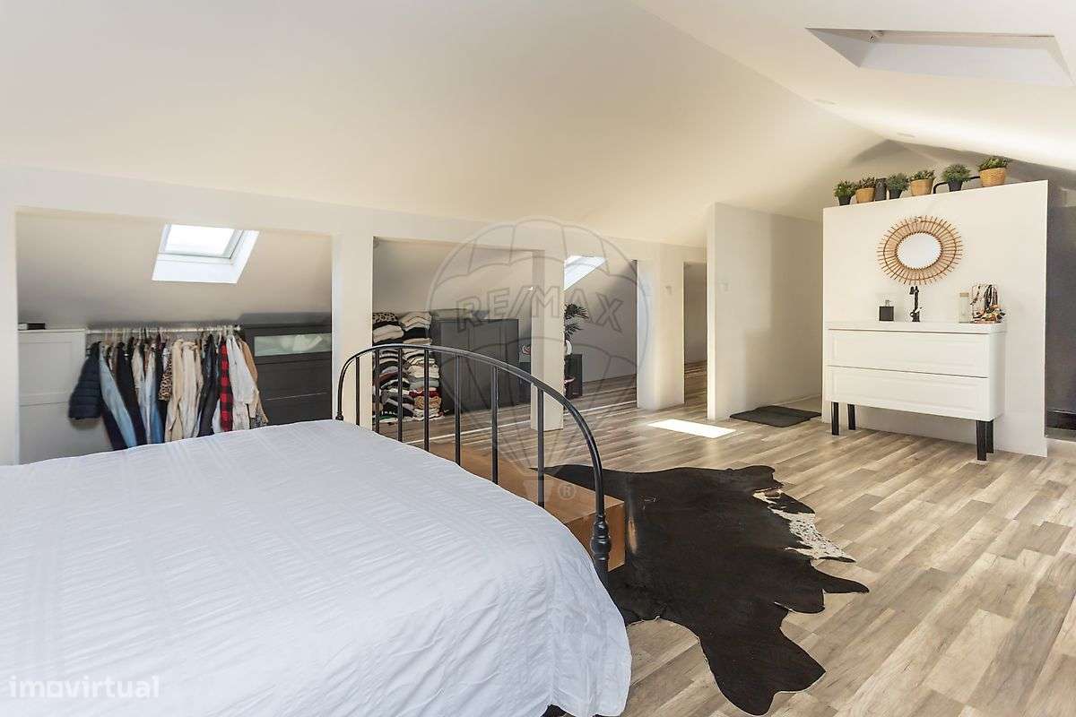 Apartamento T3 à venda em Almada-36