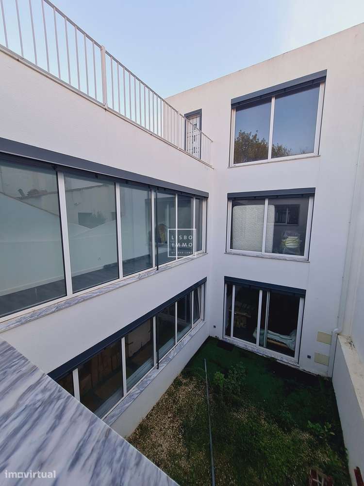 Casa nova, 3 quartos, 295m2, jardim 40m2, Belém, Lisboa-54