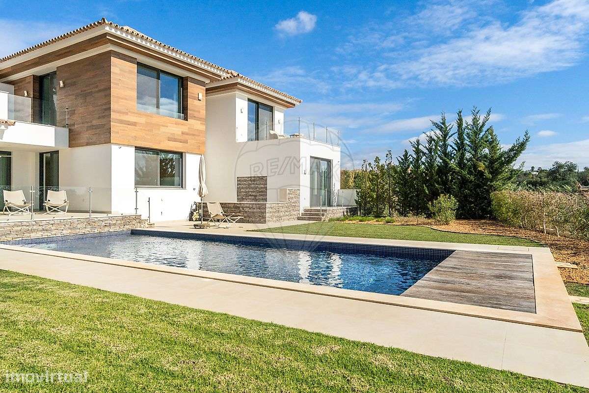 Moradia T4 para venda - Grande imagem: 1/31