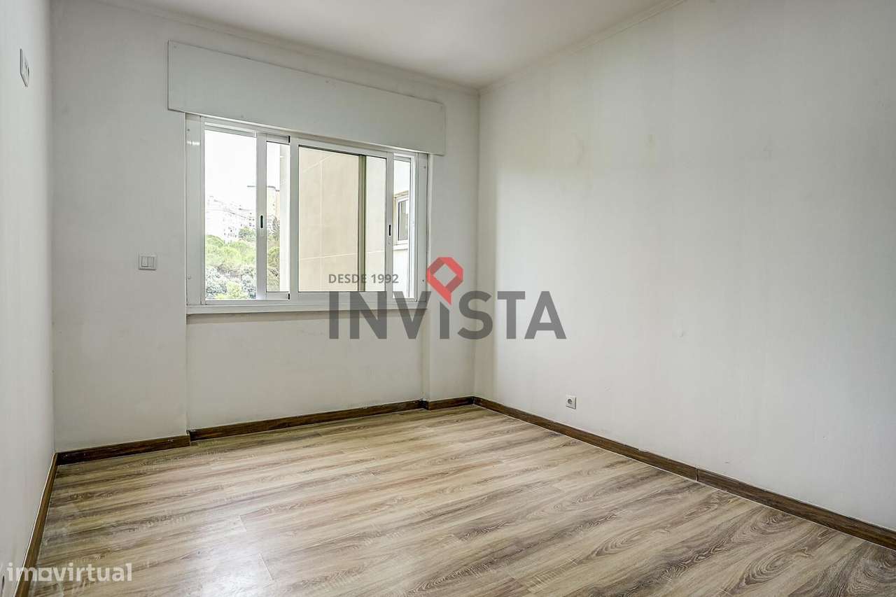 T2 em Santa Sofia | Vista para o Jardim-11