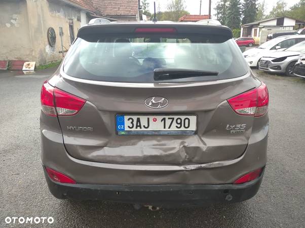 Hyundai ix35 1.7 CRDi Premium 2WD - 12