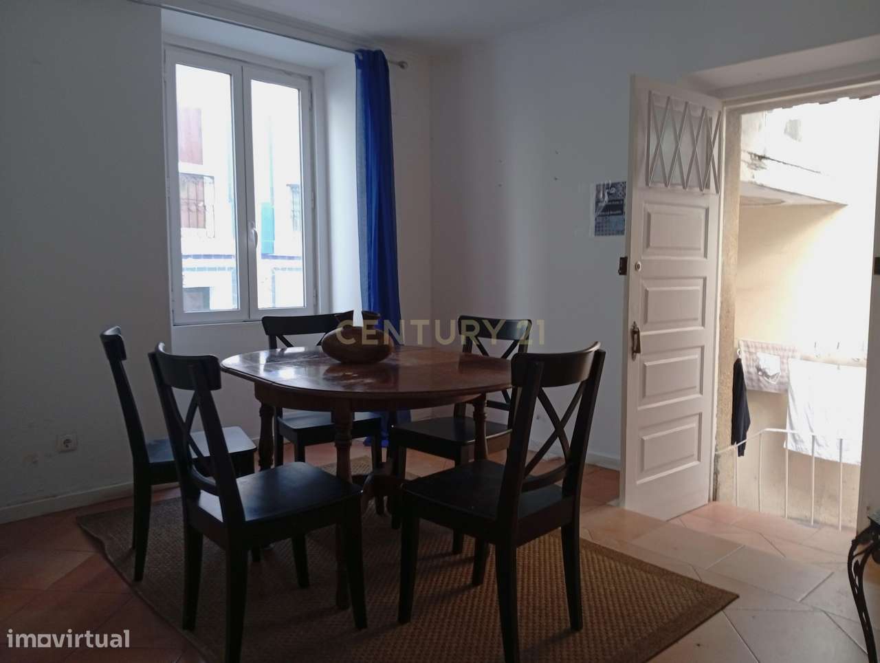 Oportunidade para adquirir prédio de 2 pisos (funcionou em regime AL) - Grande imagem: 3/33