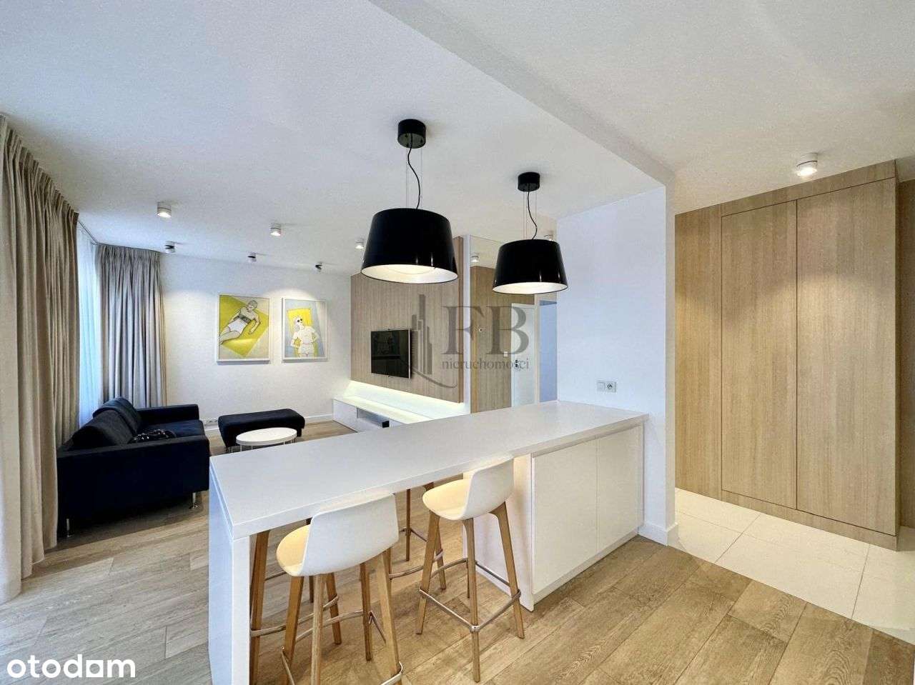 komfortowe mieszkanie w ścisłym centrum miasta-0