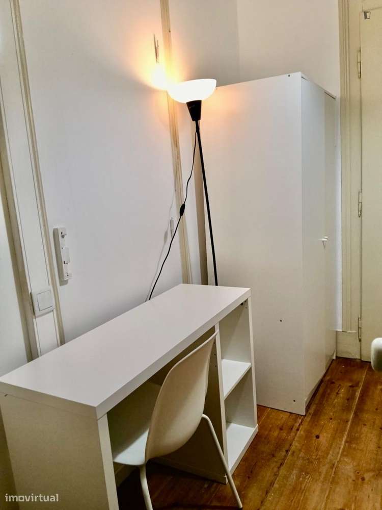 Quarto - localizado em Lisbon - Grande imagem: 4/10