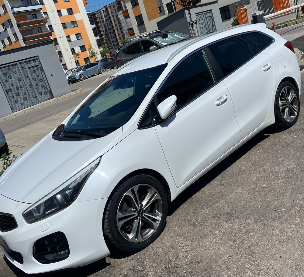 Kia Ceed II [2012 - 2018] 1.6 CRDi 136 DCT ISG GT Line 2016