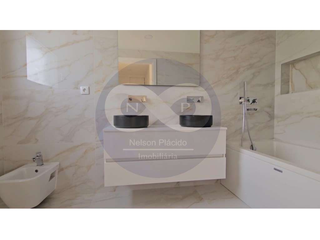 Moradia Independente T5, com piscina, em Ponte do Rol - Torres Vedr...-22