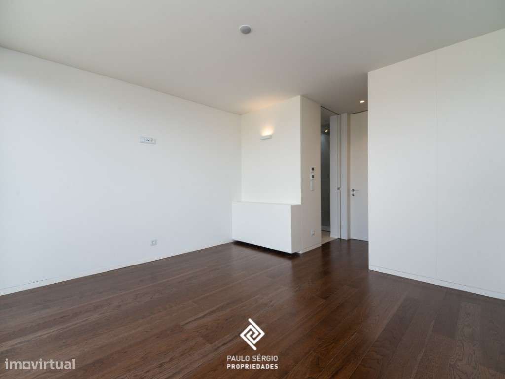 Moradia de Luxo T4 na Quinta Marques Gomes-15