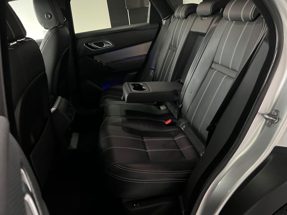 Land-Rover Range-Rover-Velar