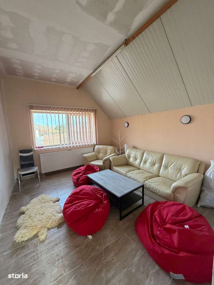 Casă cu 2 corpuri 475,5 mp Codlea-10