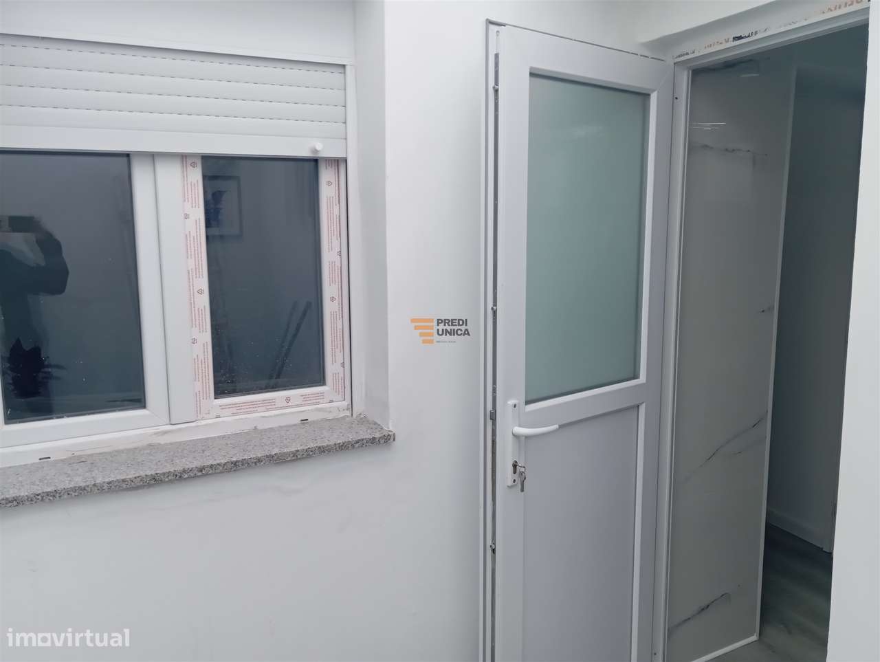 Moradia  T1 totalmente renovada-32