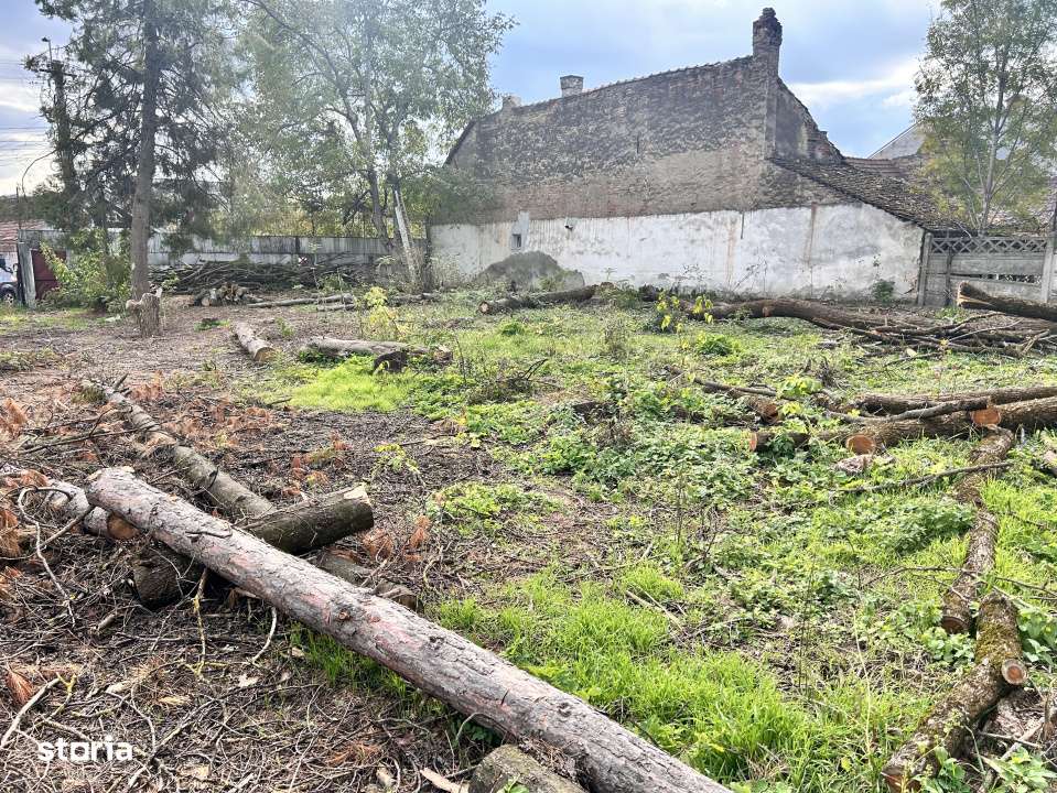 Teren  in zona centrala ideal pentru investitie construire  bloc P 4 - Imagine principală: 5/7