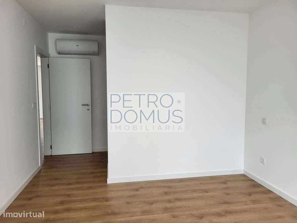 T3 COM TERRAÇO E JARDIM PRIVATIVO - PARCEIROS-9