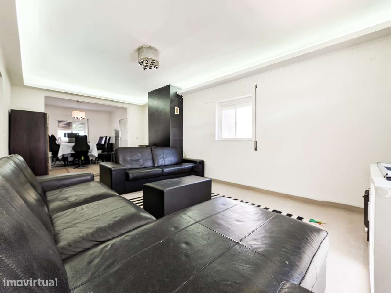 Moradia Isolada T4 com um Quarto no R/C-11