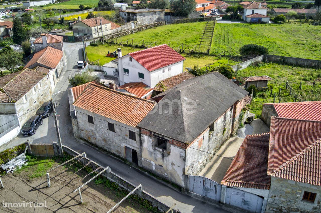 Moradia em Pedra c/terreno 638 m2 em Chafé, Viana do Castelo