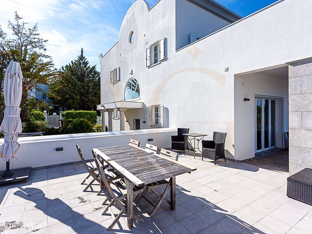 Moradia Exclusiva T4 com Vista Mar e Cidade em Tavira-36