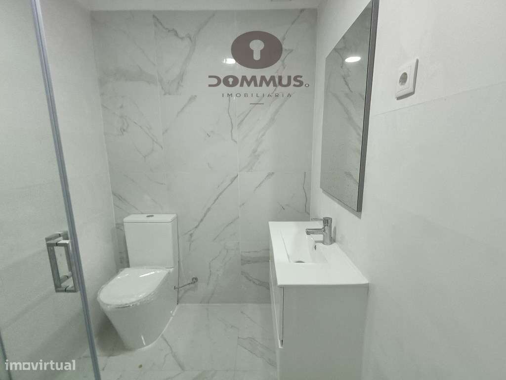 Apartamento T3 na Damaia totalmente Remodelado-5