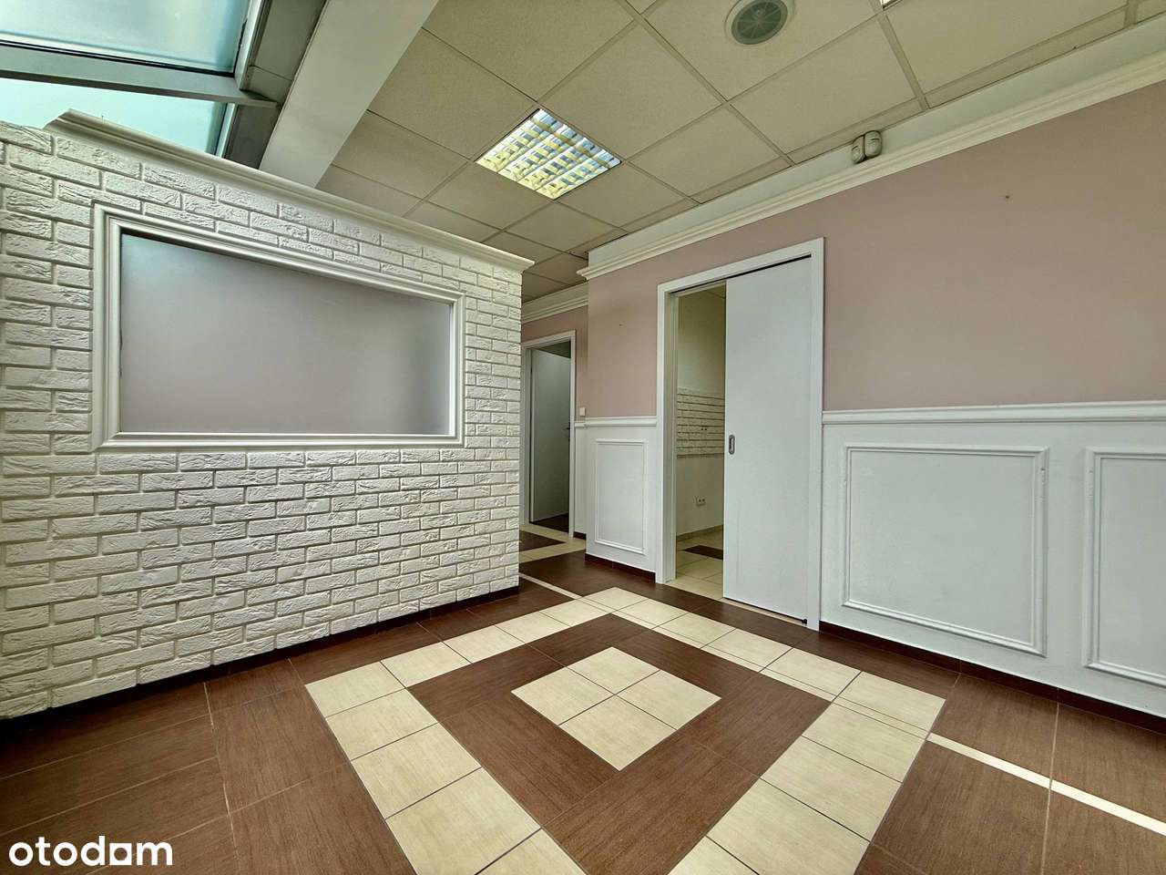 Lokal użytkowy –  CENA BRUTTO | Parking | Niski czynsz | Do aranżacji - Pełny obrazek: 3/19