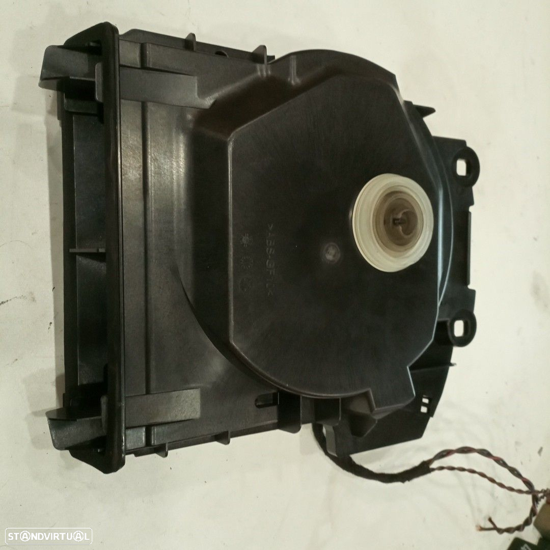 Subwoofer Bmw 5 Touring (F11) - 4