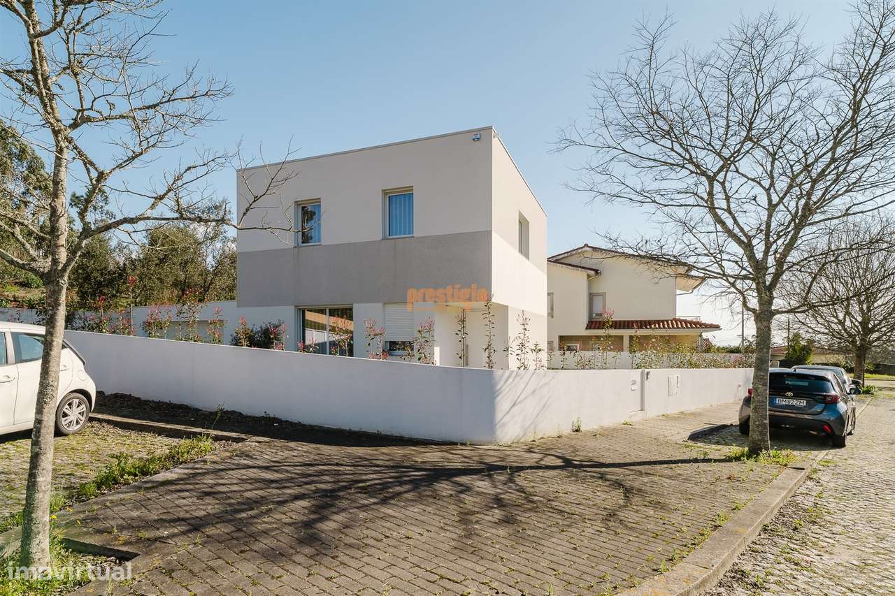 Moradia T3 Venda em Palmeira de Faro e Curvos,Esposende-29