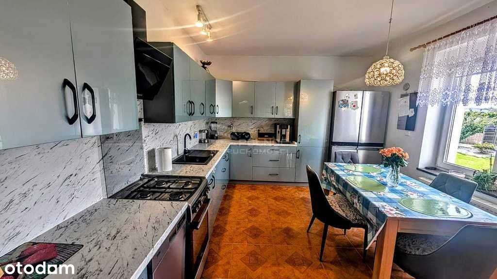 Atrakcyjny dom z piękną działką w Nowogrodźcu-7