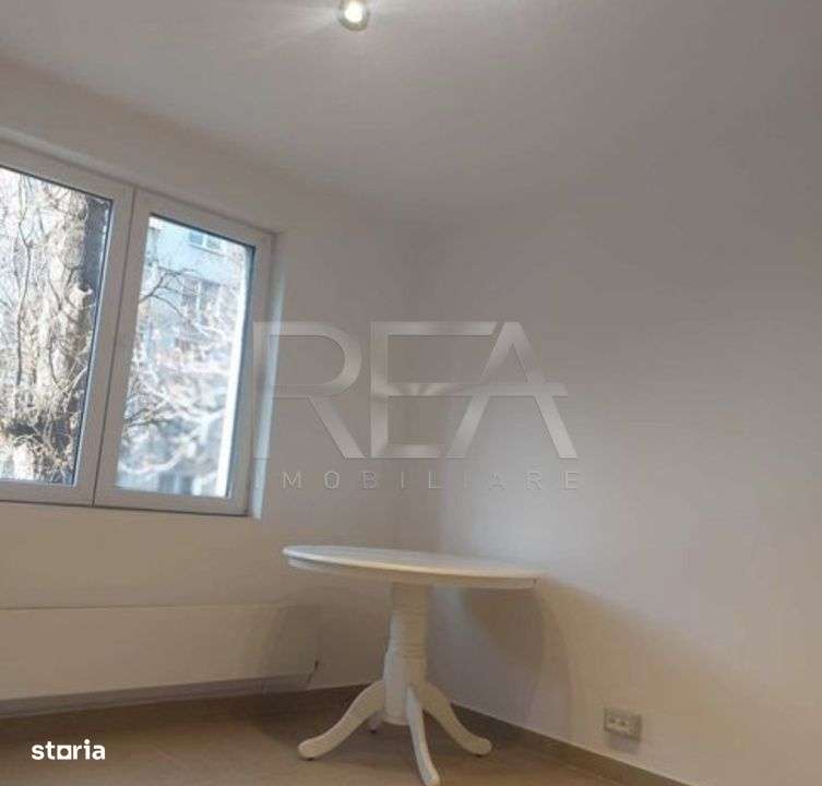 2 camere 1/8, renovat, Crangasi-Str. George Valsan. - Imagine principală: 4/9