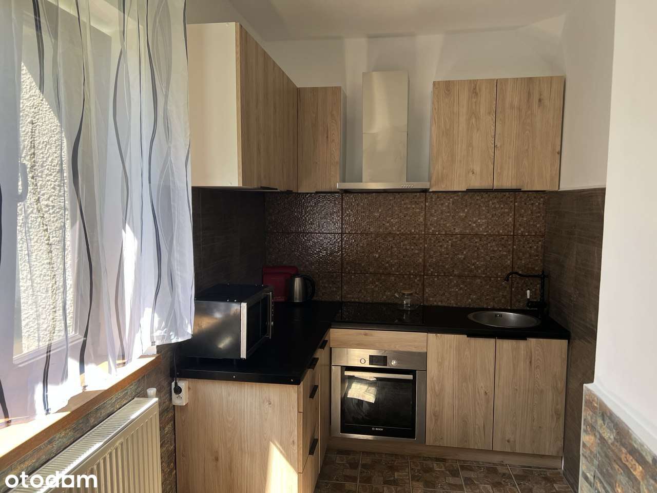 DOM Z DWOMA MIESZKANIAMI , działka 10 ar, garaż, pomieszczenia - Pełny obrazek: 2/19