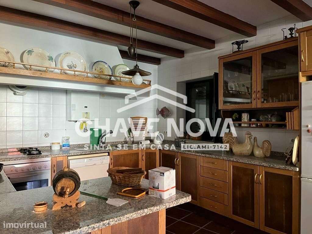 Moradia individual 3 Quartos, para Venda por 258.000 € em Oliveira do-8