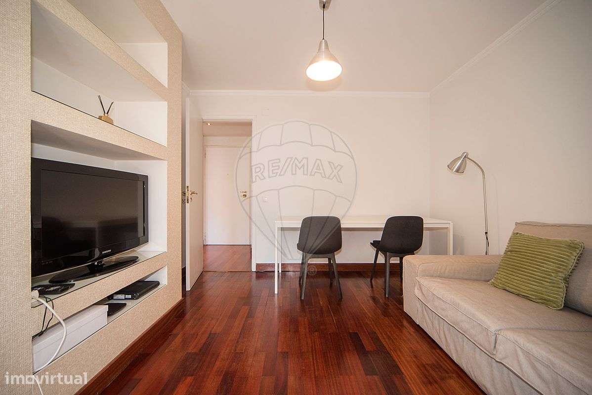 Apartamento T1 para venda - Grande imagem: 2/26