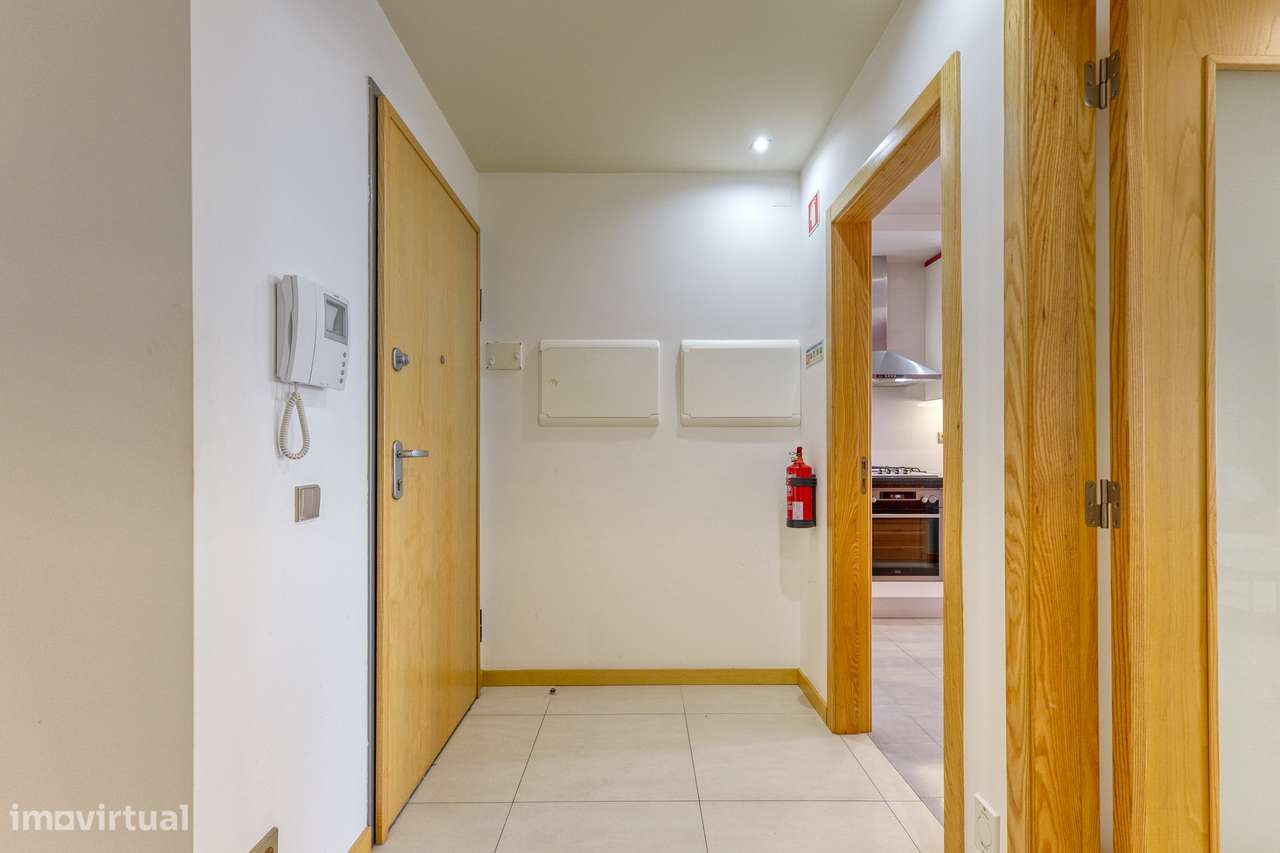 Apartamento T2, piscina e lugar de estacionamento - S Martinho Porto-9
