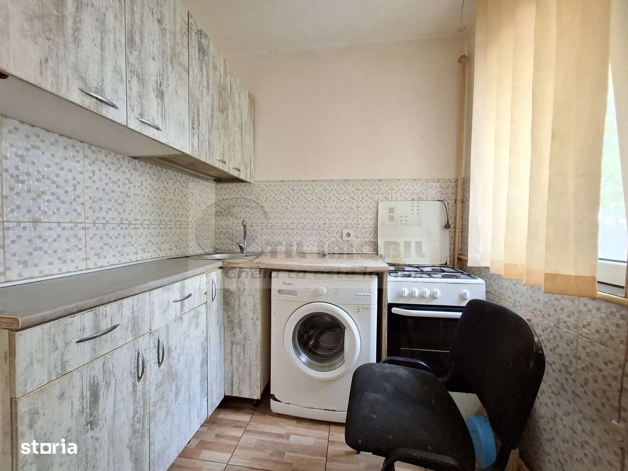 Liber, apartament 2 camere Podu Ros Cantemir, bloc fara risc-0