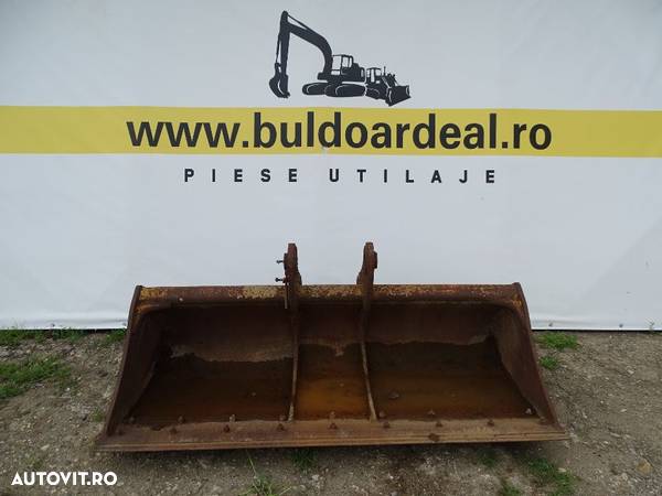 Cupa taluz pentru excavatoare , pe stoc diferite dimensiuni - 3