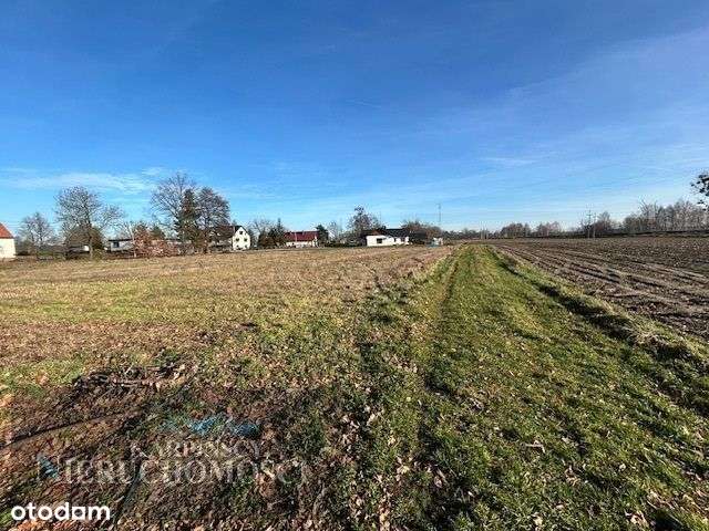 Działka budowlana w spokojnej okolicy-10