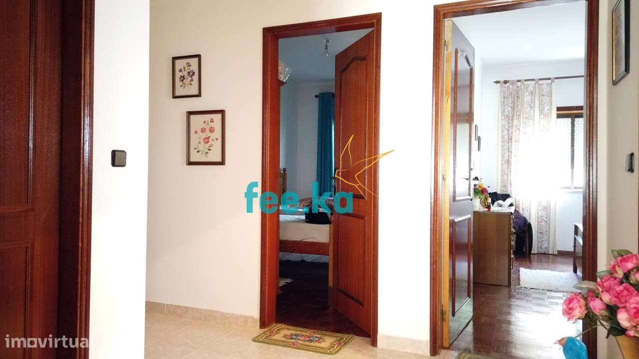 Apartamento T4 com Garagem-13