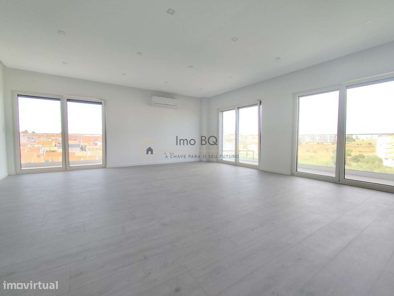Apartamento T2 Montijo-5