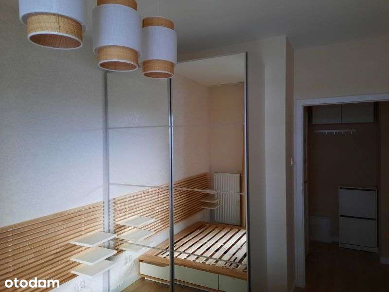 Mieszkanie na wysokim piętrze z balkonem i garażem - Pełny obrazek: 5/11