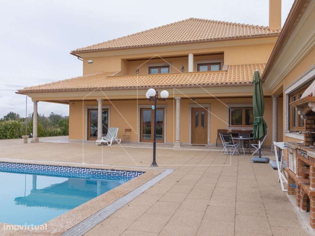 Fantástica Moradia T6 em Barcouço - Grande imagem: 2/29