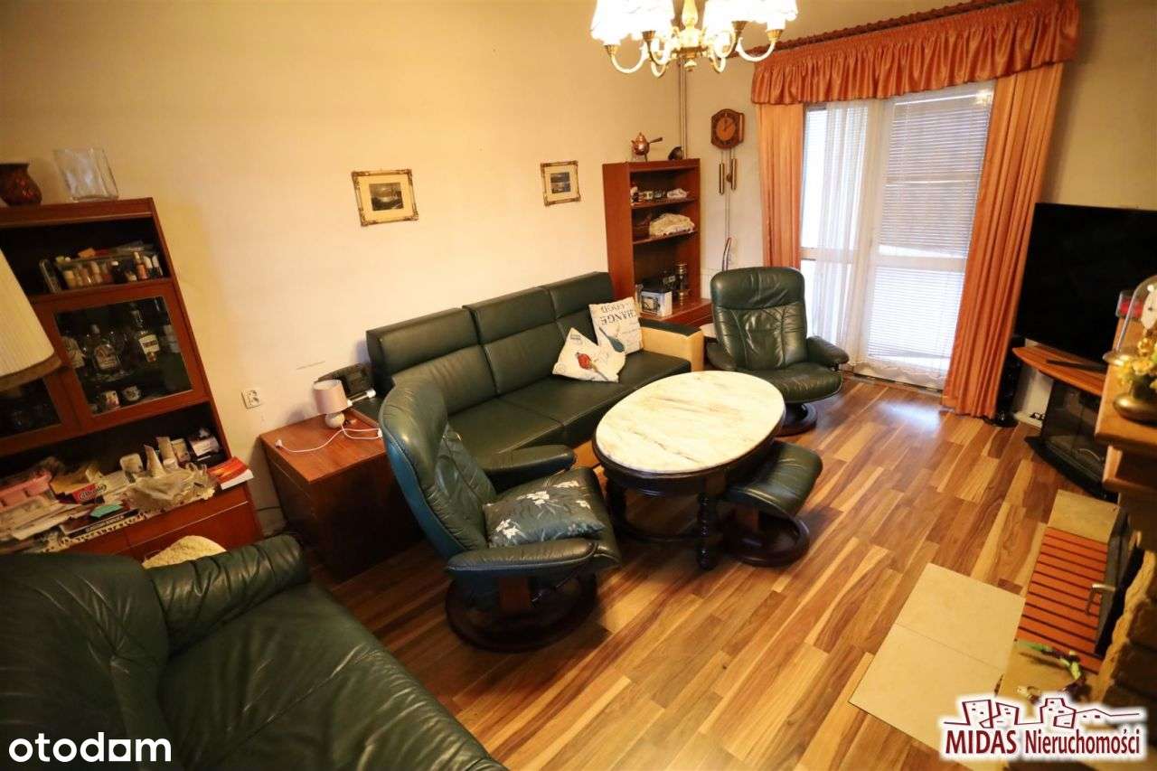 Bliźniak w atrakcyjnej lokalizacji-7