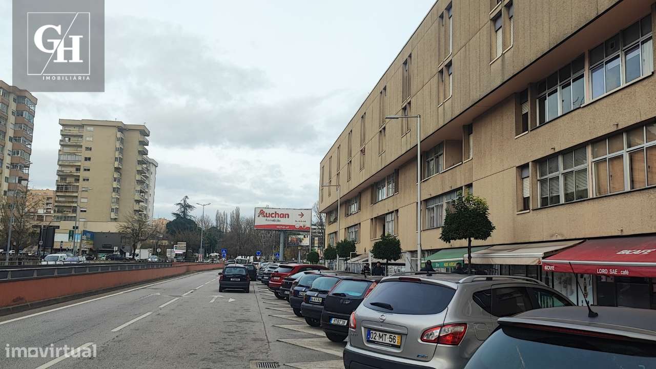 Apartamento duplex T3 no centro de Famalicão-19