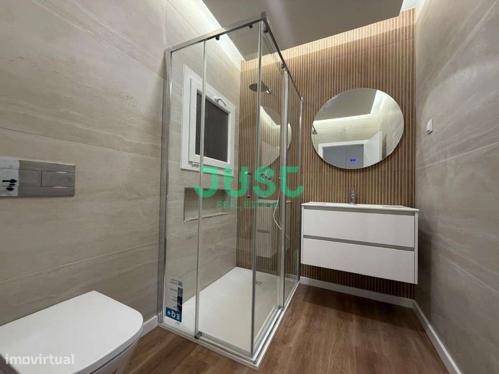 Moradia térrea, T3 + 1 com 2 suítes em Pinhal General - Fernão Ferro.-21