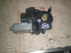 Motor Elevador Vidro 0130821785 AUDI A4 1999 TD - 1