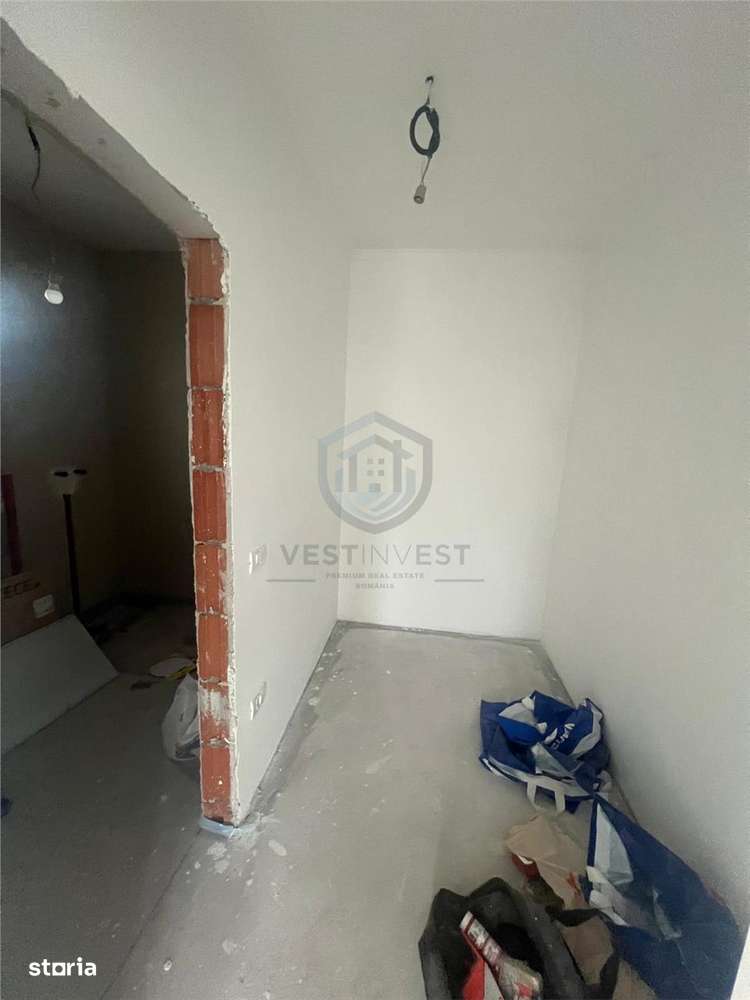 Casa partial finisata in Santandrei-5